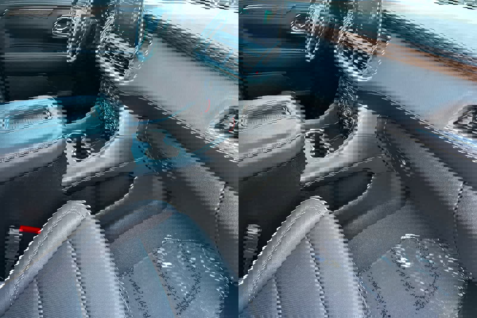 Used 2023 Chevrolet Tahoe Premier image 17