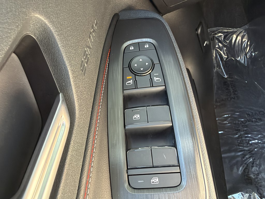 Used 2026 Nissan Sentra SR w/ SR Premium Package FWD image 23