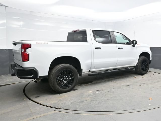 Used 2025 Chevrolet Silverado 1500 LT Trail Boss w/ Protection Package AWD/4WD image 8