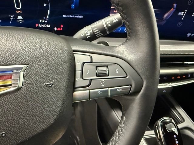 Used 2025 Cadillac XT4 Premium Luxury FWD image 15