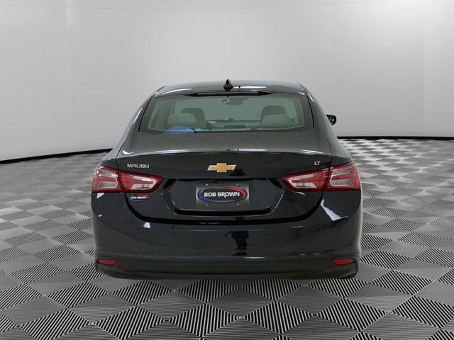 Certified 2022 Chevrolet Malibu LT w/ Leather Package FWD image 4