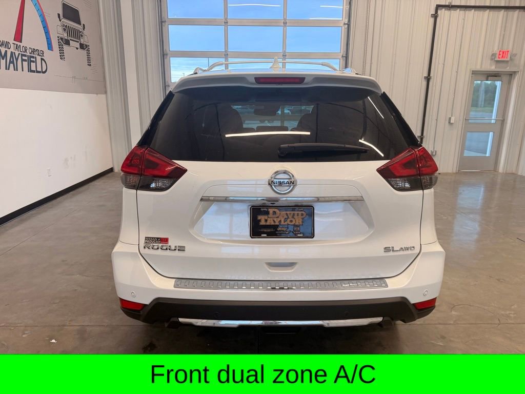 Used 2019 Nissan Rogue SL w/ Premium Package AWD/4WD image 5