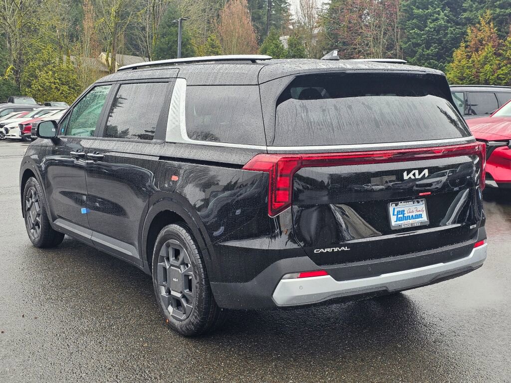 New 2026 Kia Carnival EX image 7