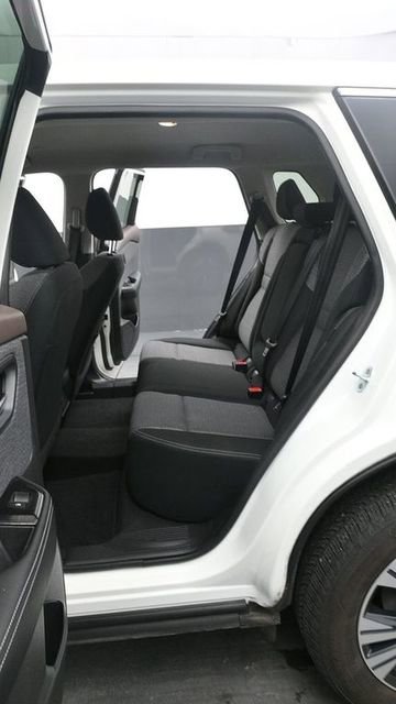Used 2023 Nissan Rogue SV AWD/4WD image 9