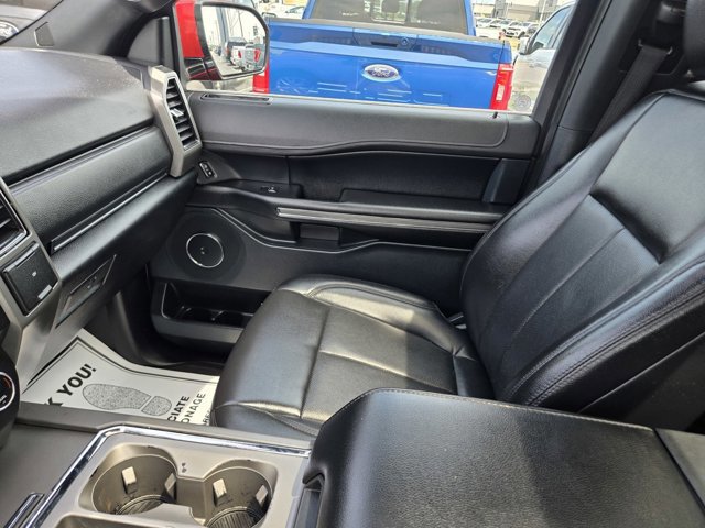 Used 2020 Ford Expedition Max XLT w/ Equipment Group 201A AWD/4WD image 14