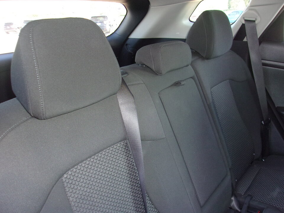 Used 2023 Kia Sportage LX image 21