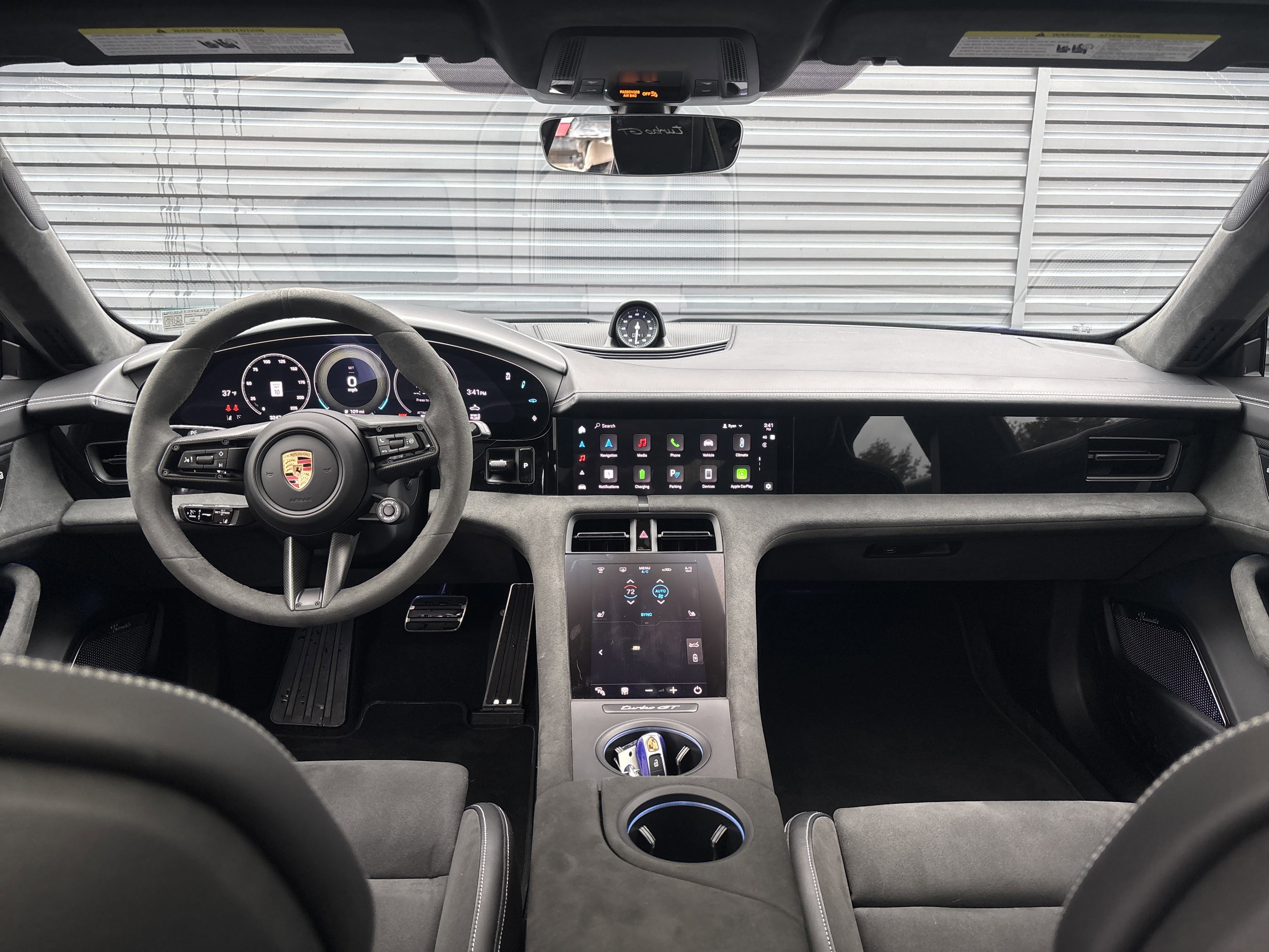 Certified 2025 Porsche Taycan Turbo GT image 12