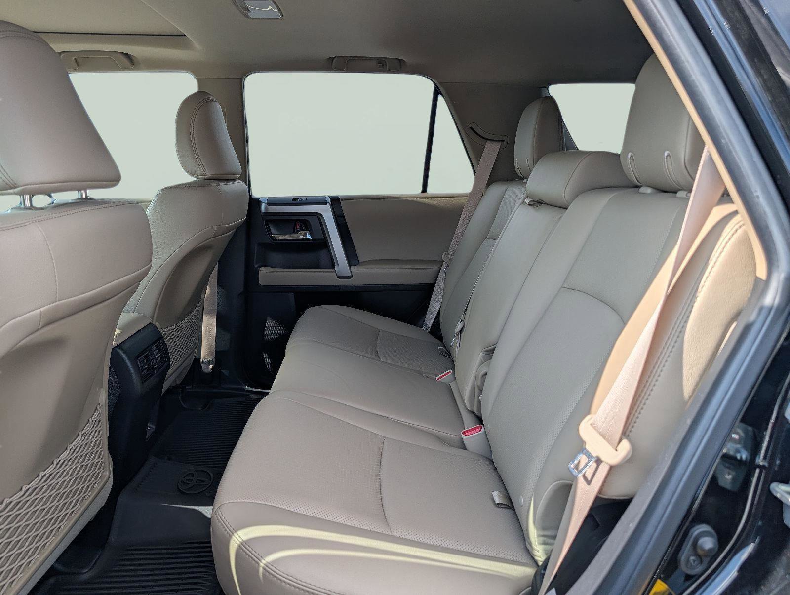 Used 2023 Toyota 4Runner Limited AWD/4WD image 17