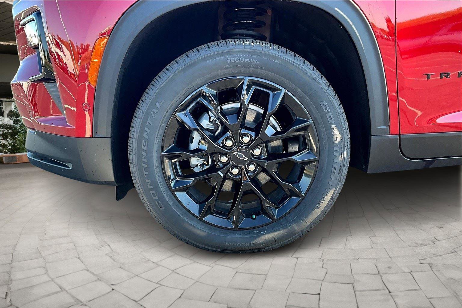 New 2025 Chevrolet Traverse LT w/ Enhanced Driving Package image 12