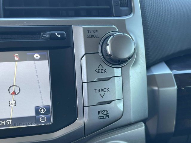 Used 2019 Toyota 4Runner Limited AWD/4WD image 34