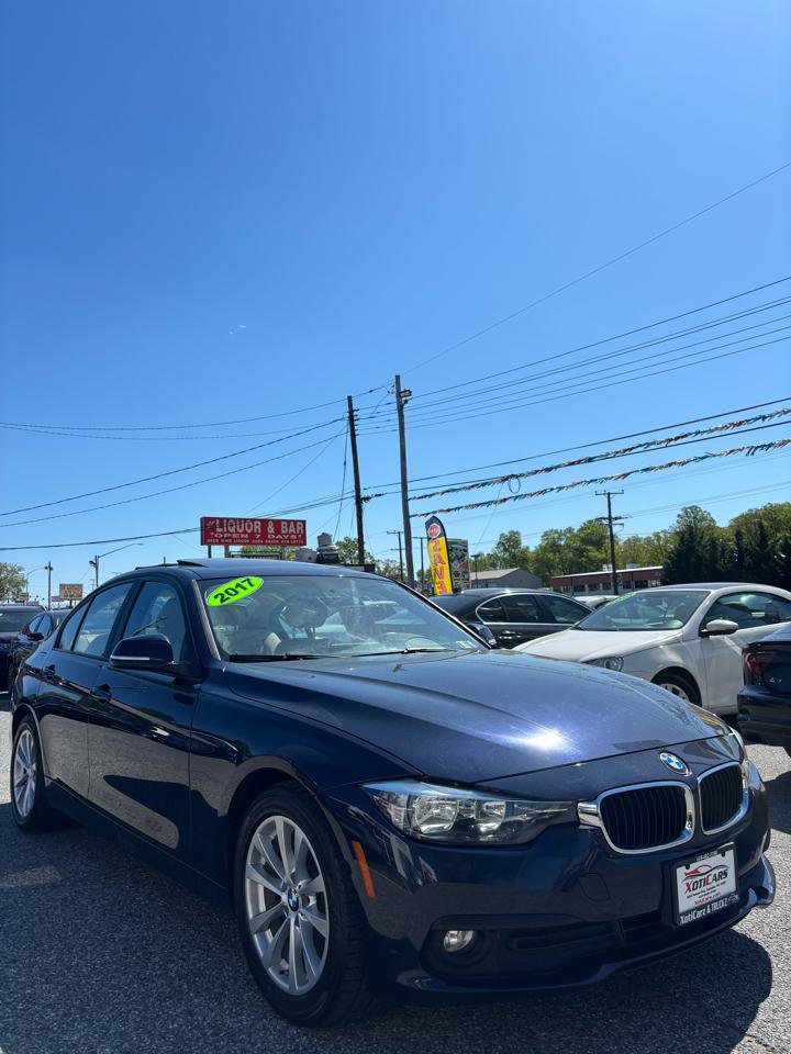 Used 2017 BMW 320i xDrive Sedan AWD/4WD image 7