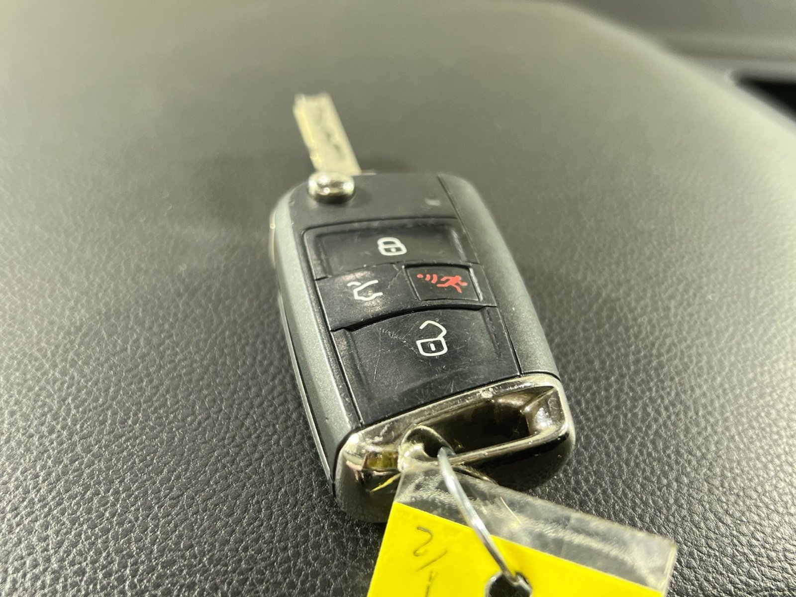 Used 2021 Volkswagen Tiguan S image 26