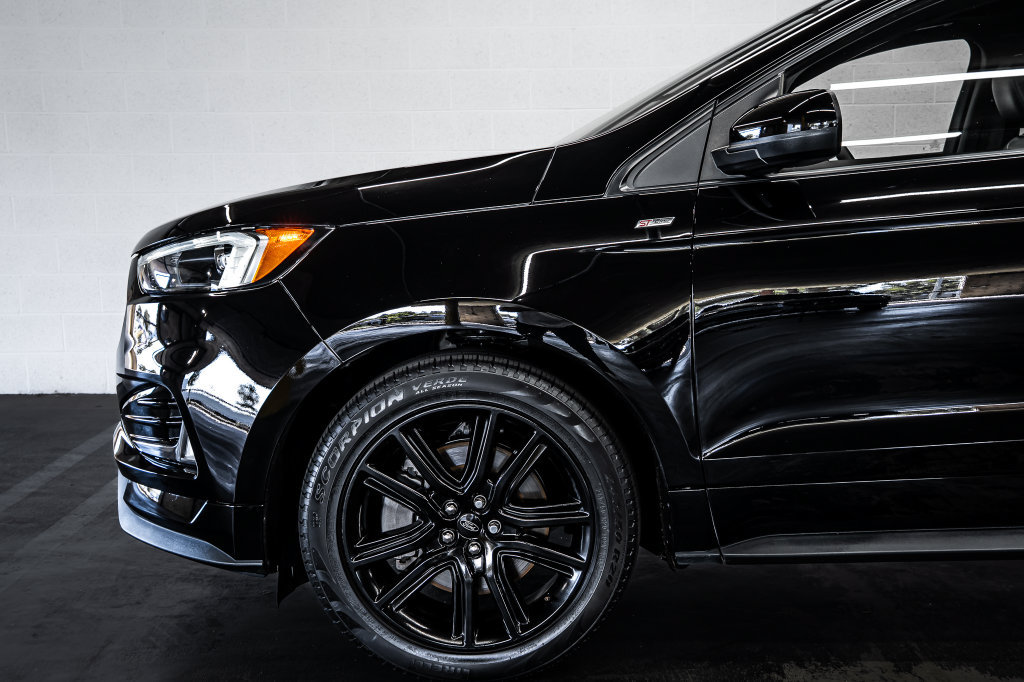 Used 2023 Ford Edge ST-Line AWD/4WD image 12