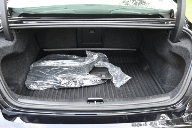 Used 2024 Volvo S60 B5 Plus w/ Climate Package AWD/4WD image 17