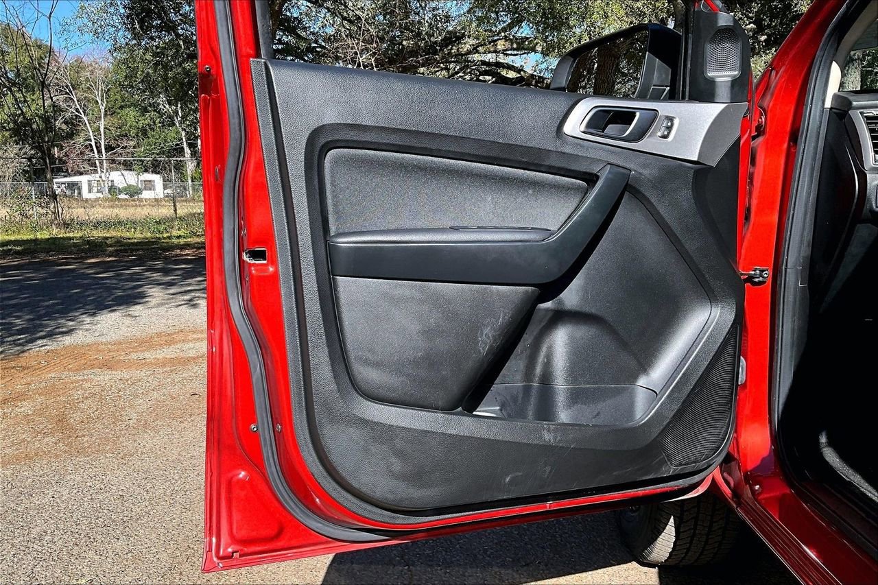 Used 2022 Ford Ranger XLT w/ Equipment Group 301A Mid image 17