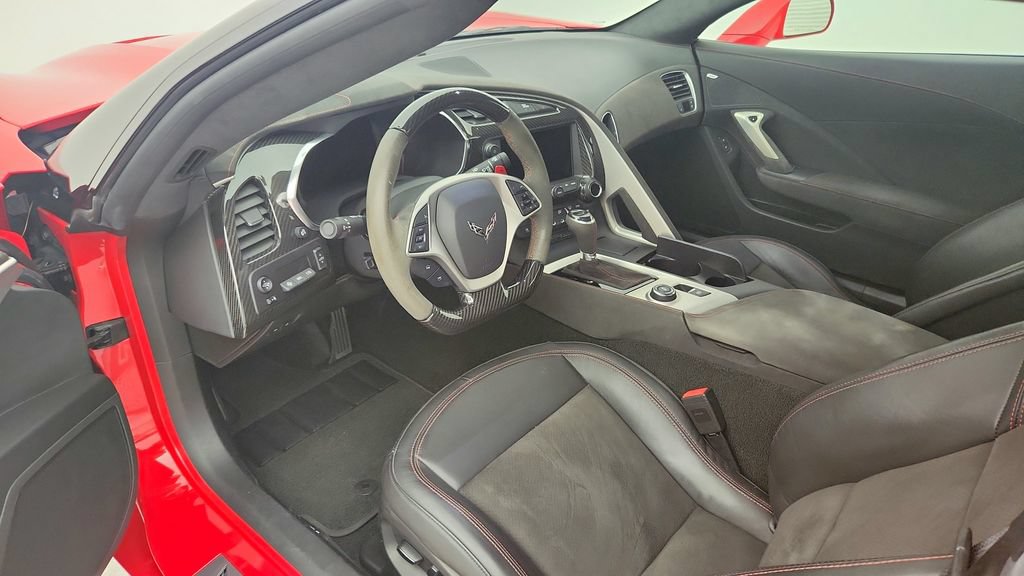 Used 2019 Chevrolet Corvette Stingray Convertible w/ 3LT Preferred Equipment Group RWD image 14