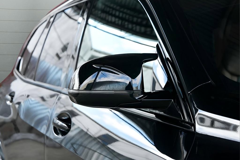 Used 2022 BMW X5 M w/ Competition Package 2 image 17