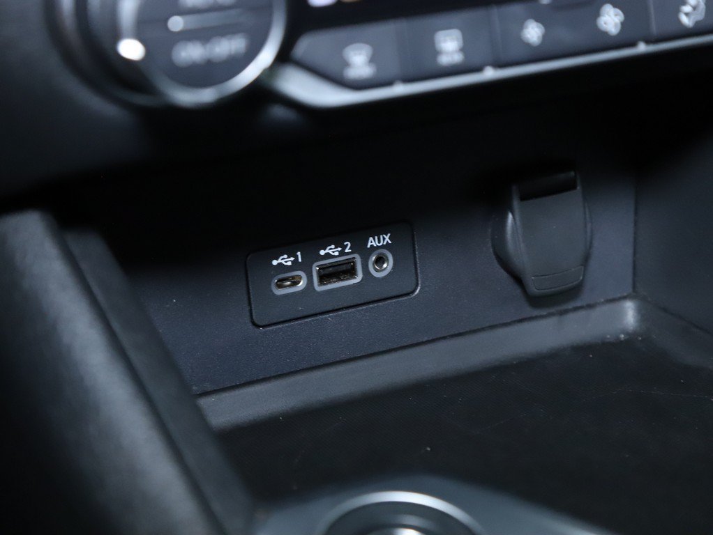 Certified 2023 Nissan Sentra SV w/ All-Weather Package FWD image 30