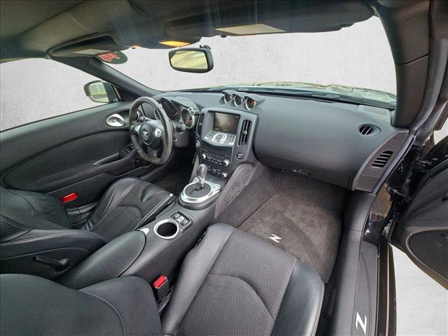 Used 2014 Nissan 370Z Touring w/ Navigation Package image 19