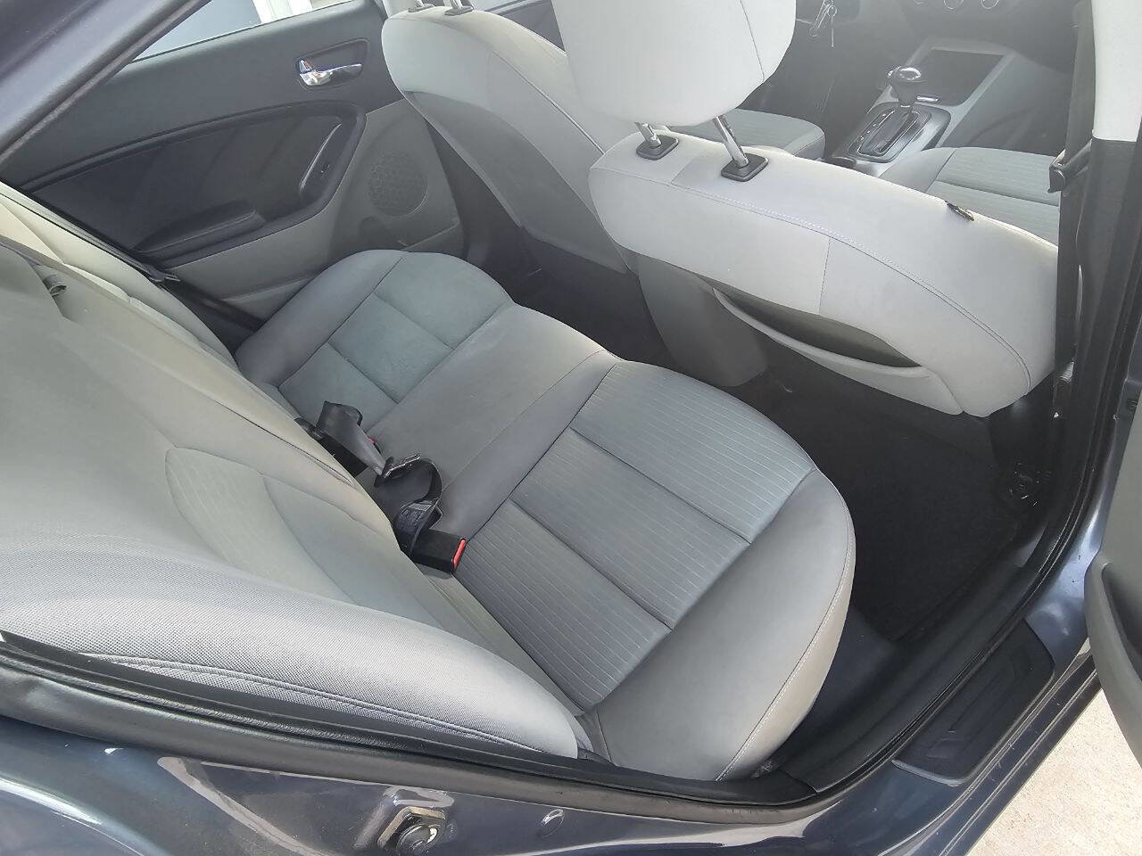 Used 2014 Kia Forte LX w/ Popular Package image 10