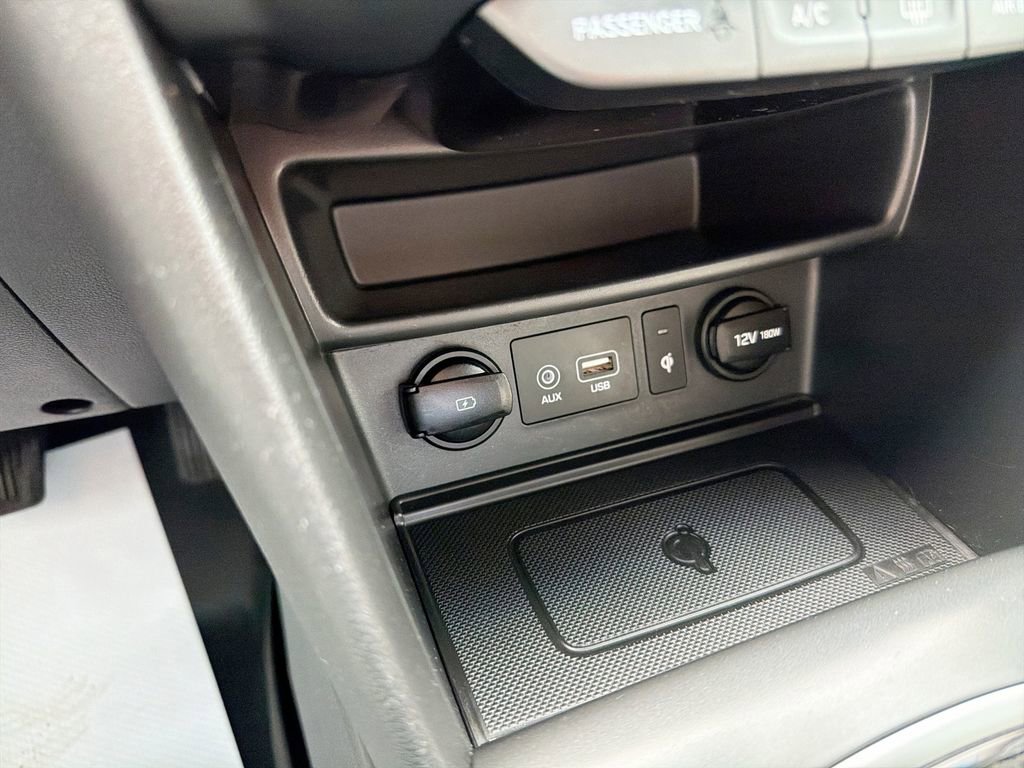 Certified 2021 Hyundai Kona SEL Plus w/ Cargo Package image 29