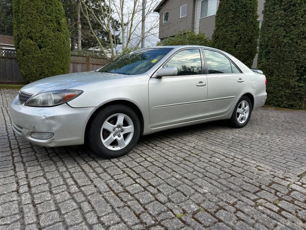 Used 2002 Toyota Camry SE image 2