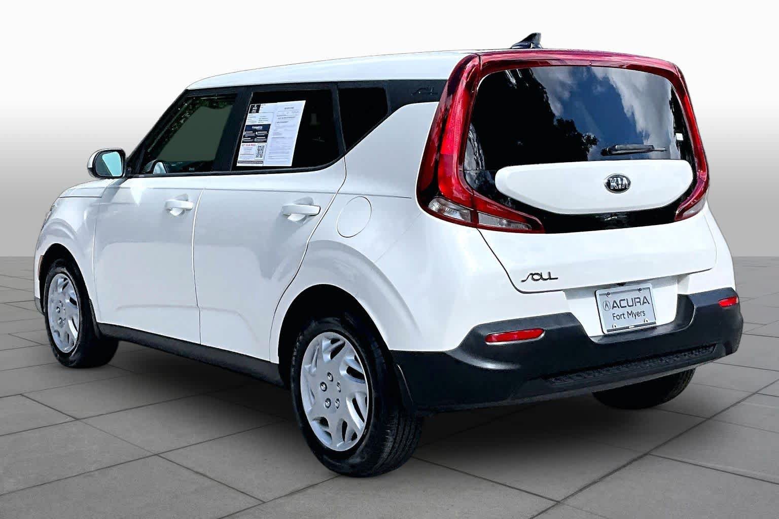 Used 2020 Kia Soul LX FWD image 12