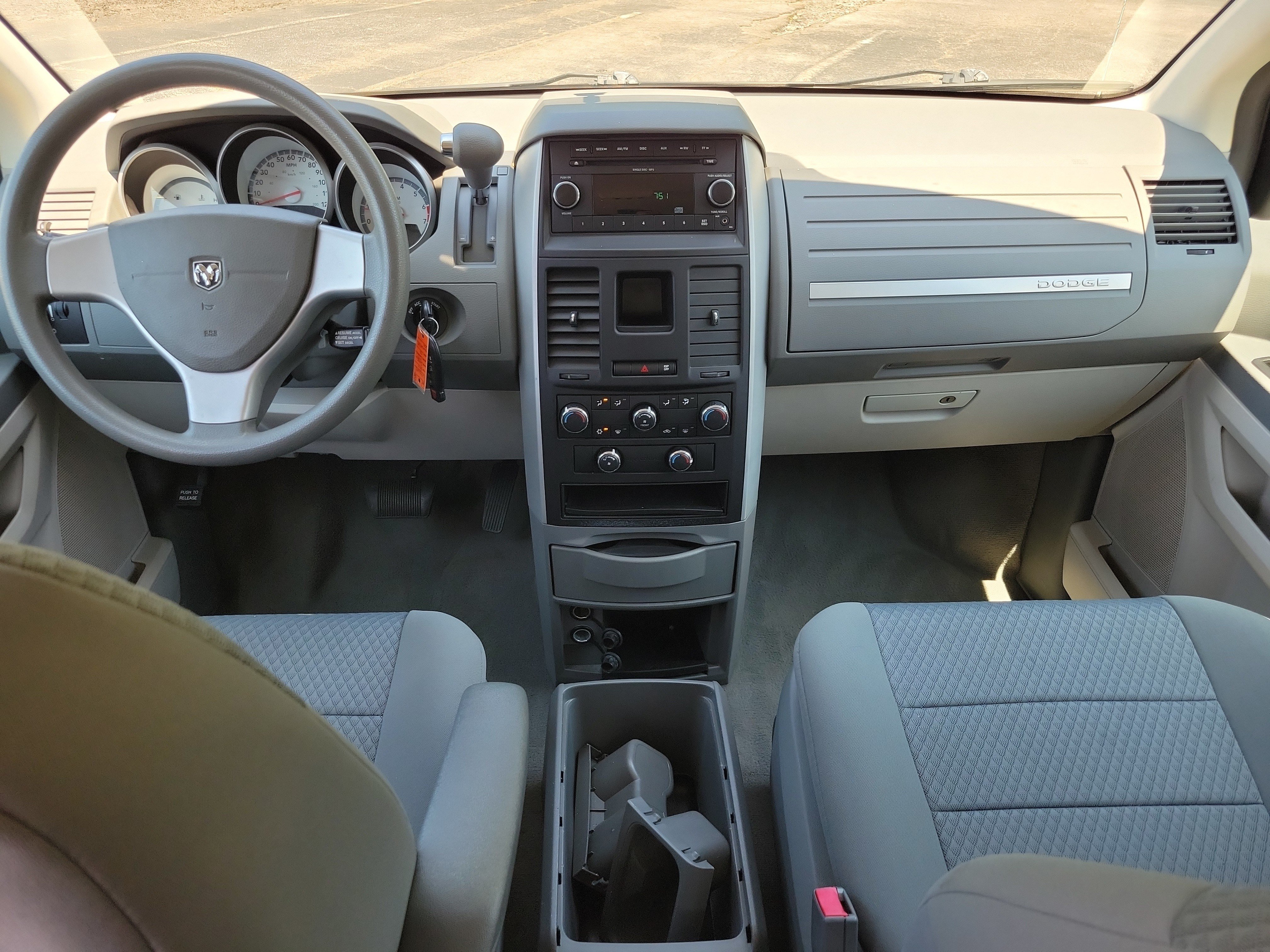 Used 2010 Dodge Grand Caravan SE w/ Popular Equipment Group FWD image 8