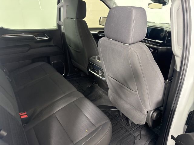 Used 2022 GMC Sierra 1500 Elevation w/ LPO, Elevation Black Package AWD/4WD image 17