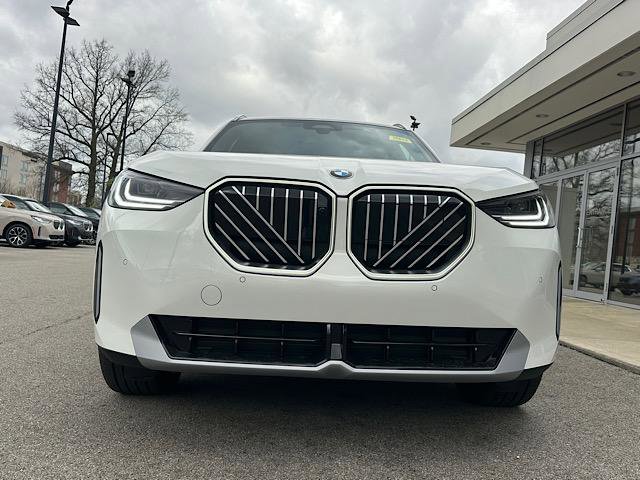 New 2026 BMW X3 xDrive30 w/ Premium Package image 2