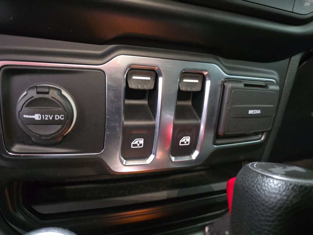 Used 2021 Jeep Wrangler Sport AWD/4WD image 24