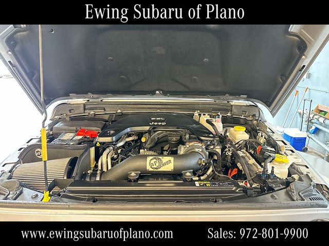 Used 2018 Jeep Wrangler Unlimited Sahara AWD/4WD image 32