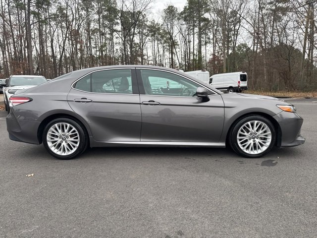 Used 2018 Toyota Camry XLE image 6