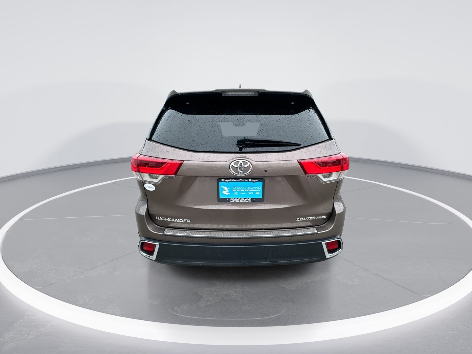 Used 2017 Toyota Highlander Limited AWD/4WD image 7
