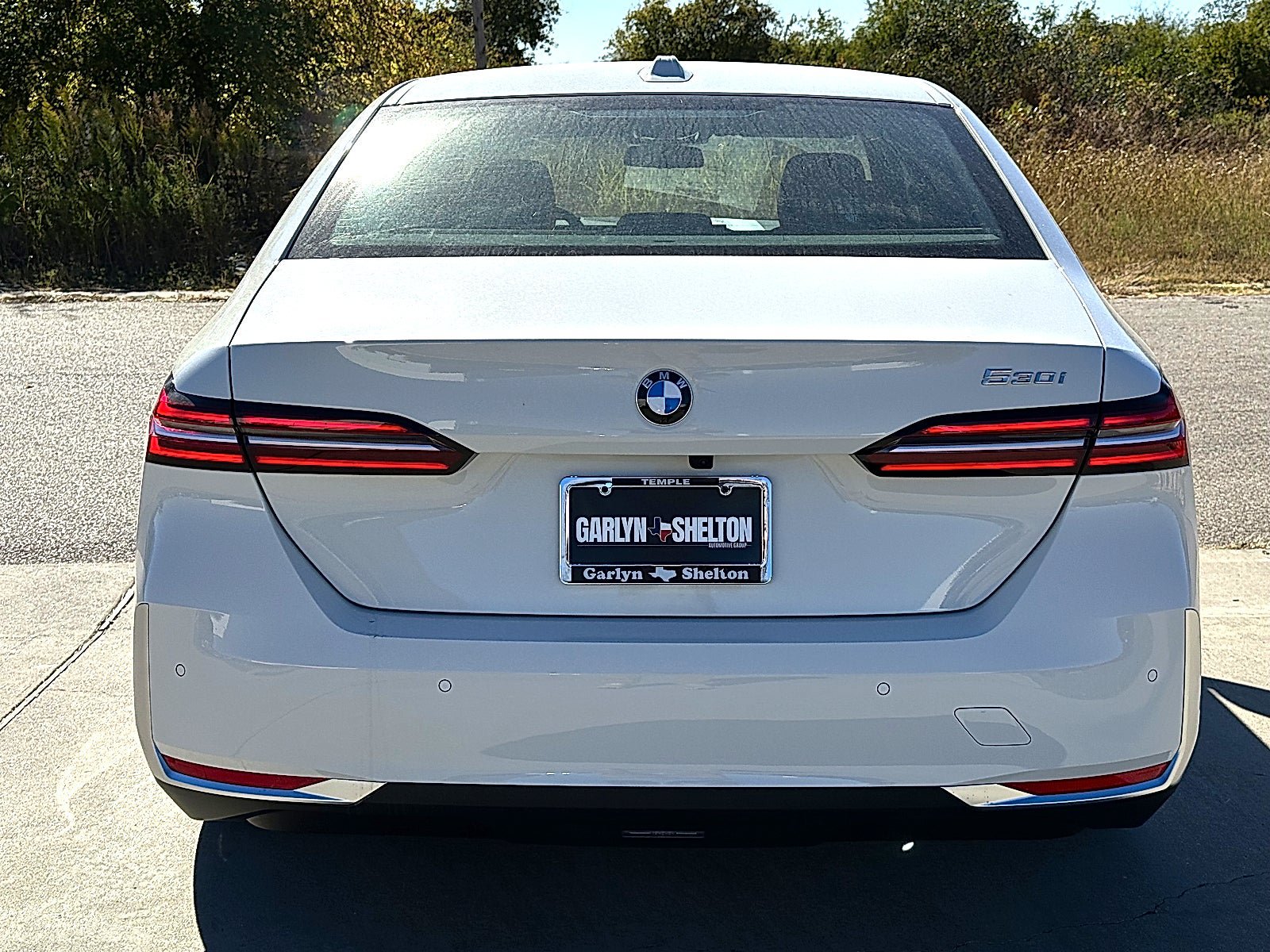 New 2026 BMW 530i w/ Premium Package RWD image 7