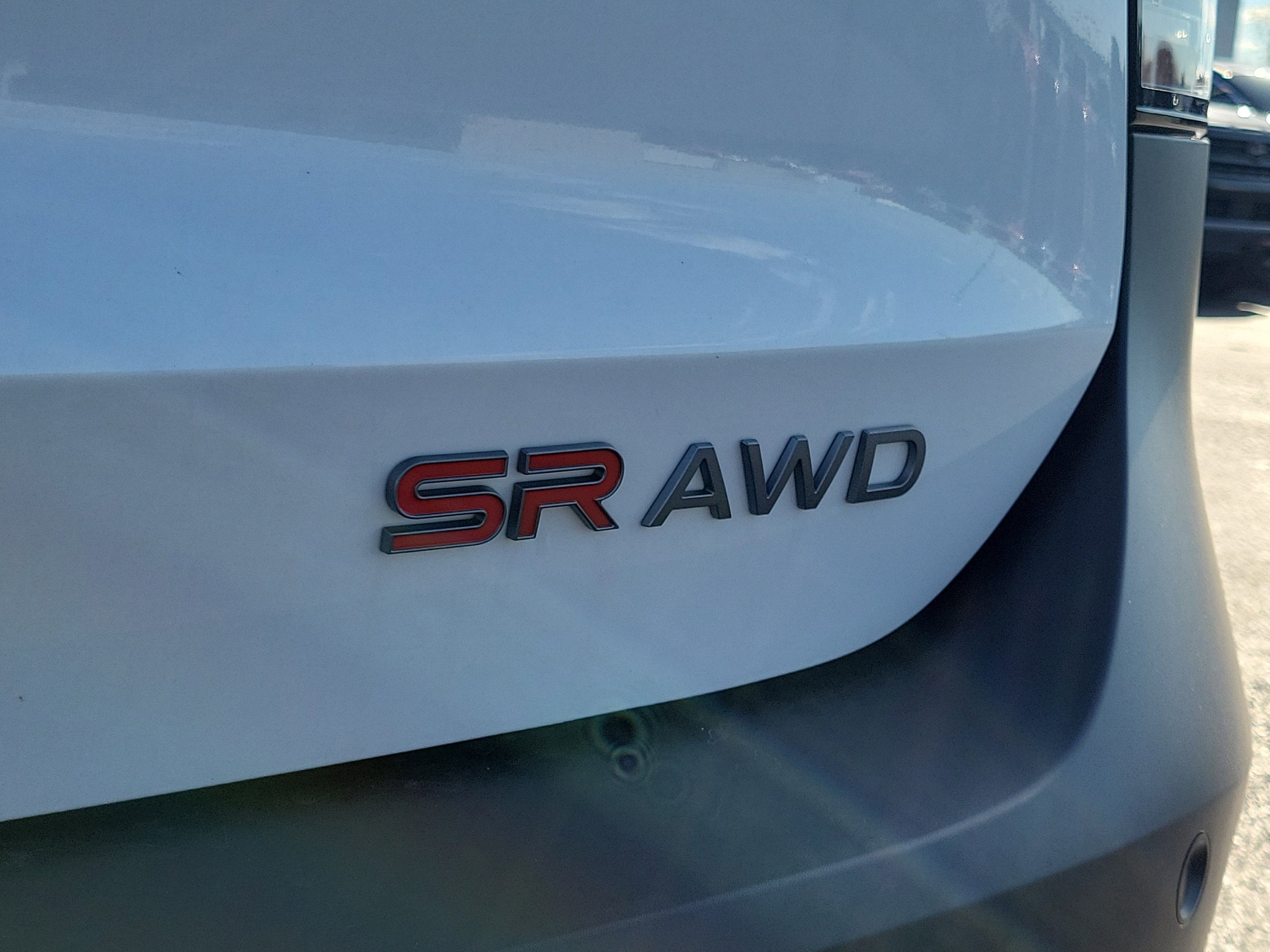 New 2026 Nissan Kicks SR w/ Cold Weather Package AWD/4WD image 7