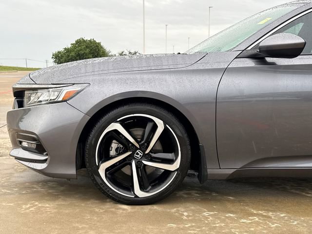 Used 2018 Honda Accord Sport image 5