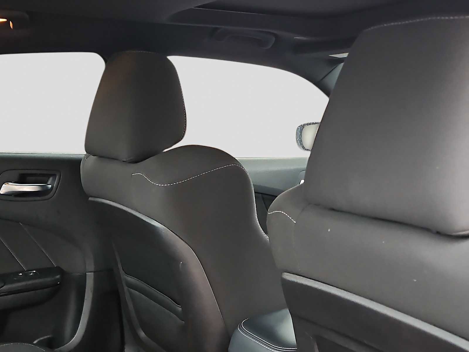 Used 2023 Dodge Charger R/T w/ Blacktop Package image 17