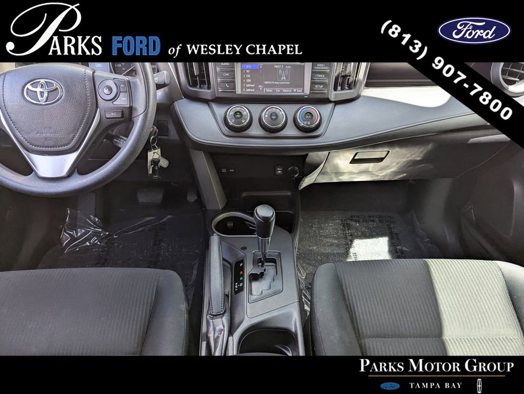 Used 2017 Toyota RAV4 LE image 12