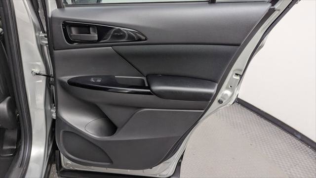 Used 2024 Mitsubishi Eclipse Cross LE AWD/4WD image 19