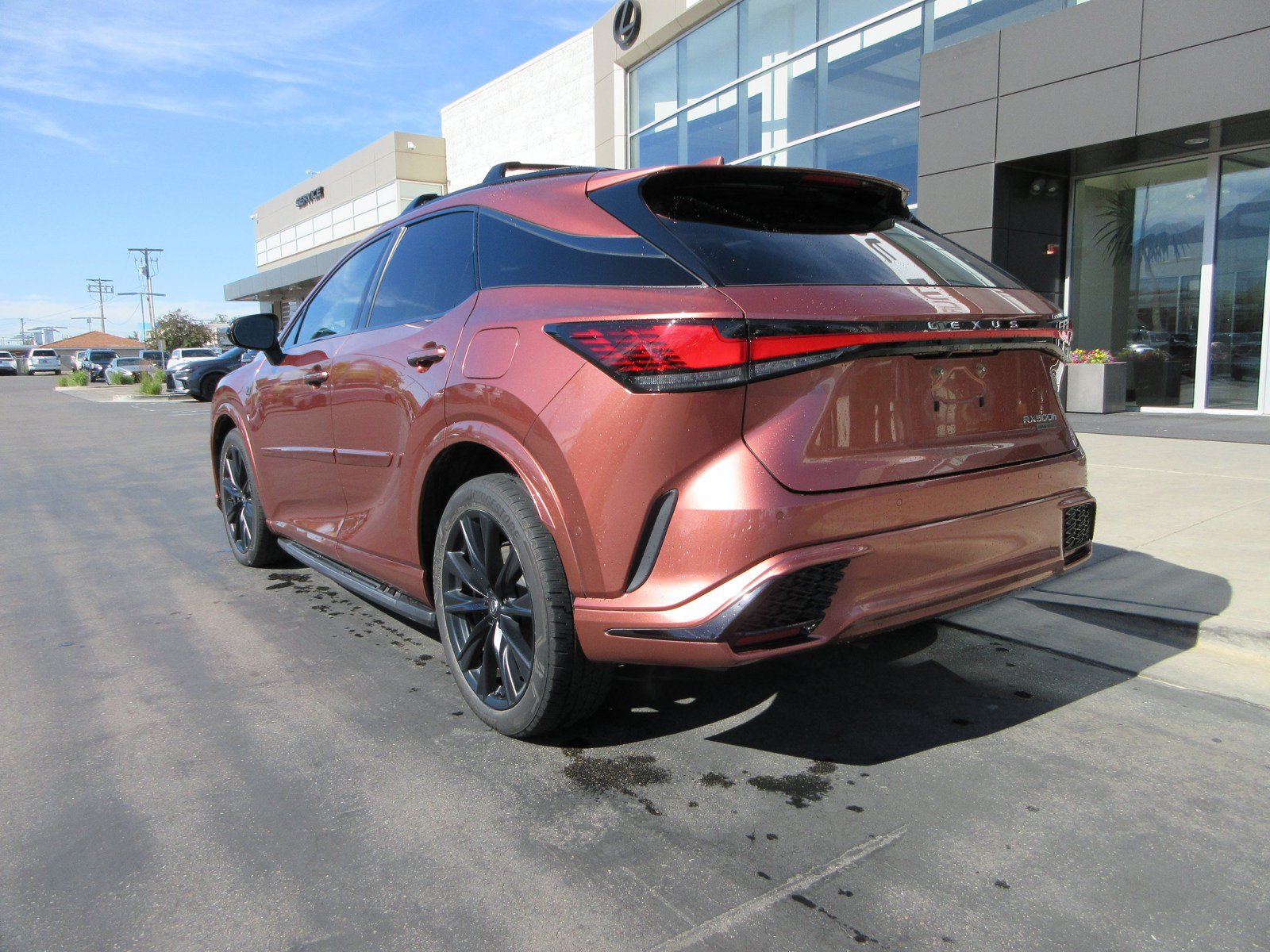 Used 2023 Lexus RX 500h F Sport w/ Cold Area Package AWD/4WD image 7