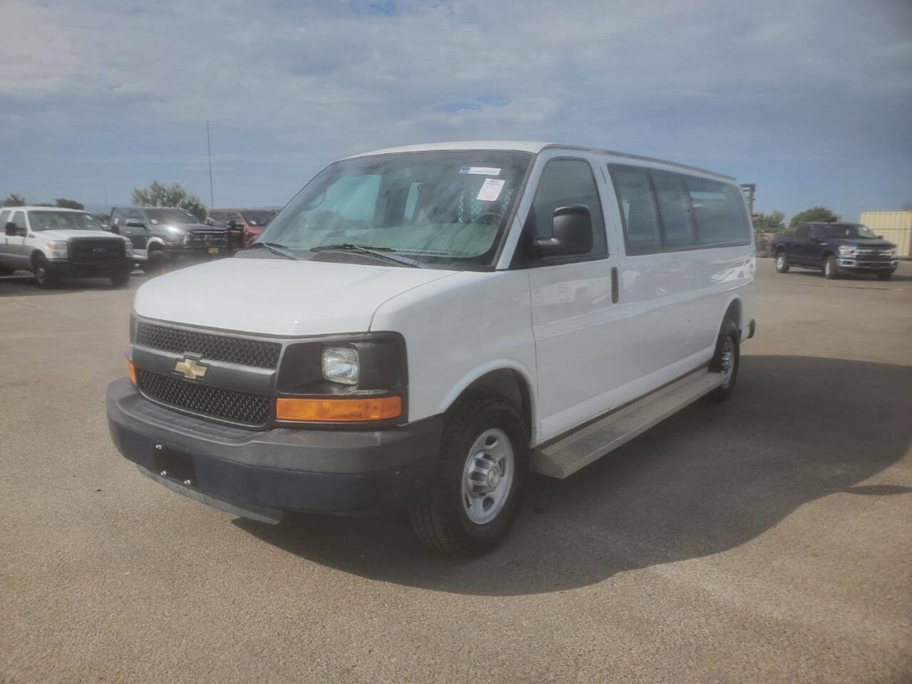 Used 2014 Chevrolet Express 3500 Extended