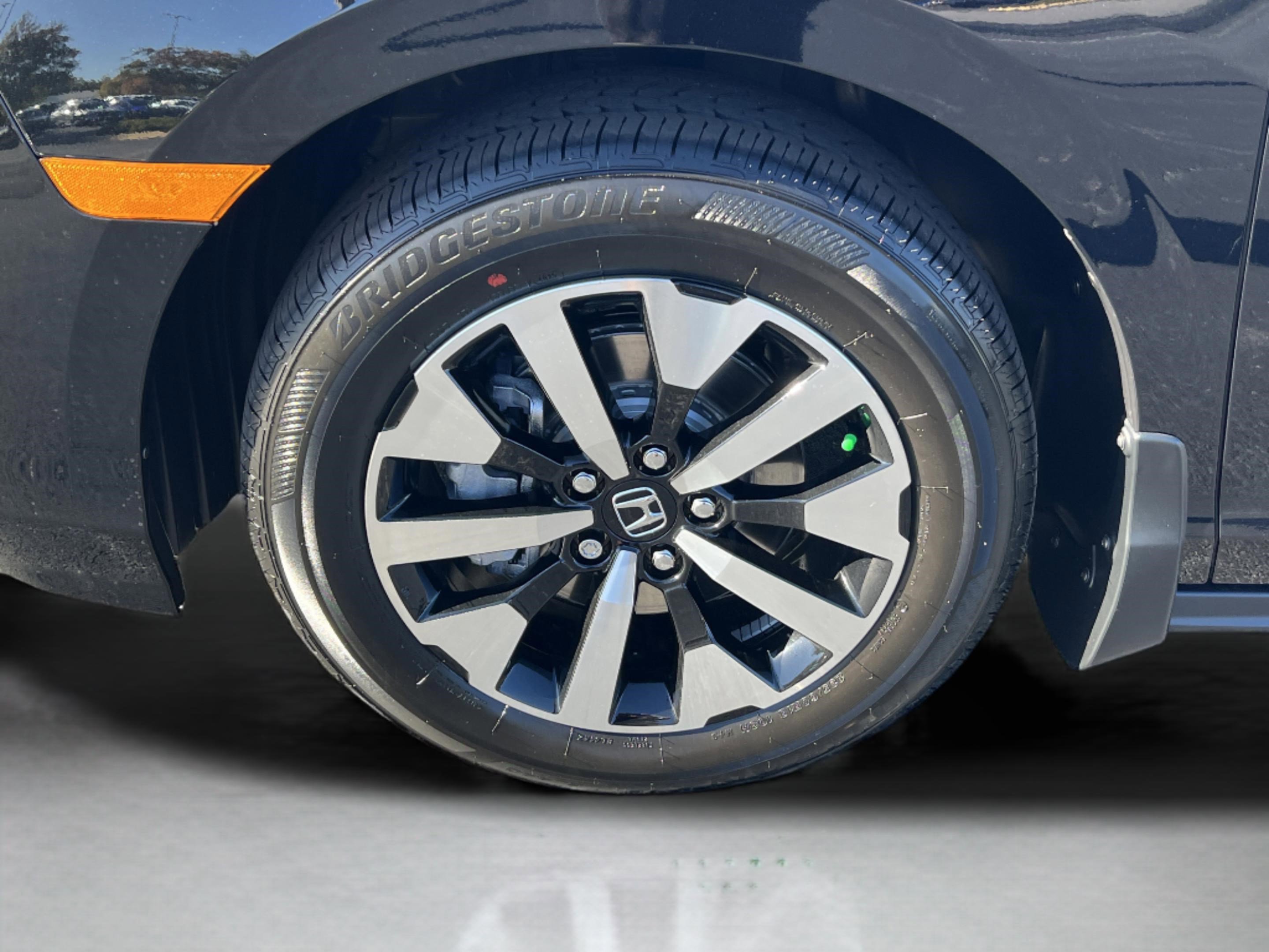 New 2026 Honda Odyssey EX-L image 11