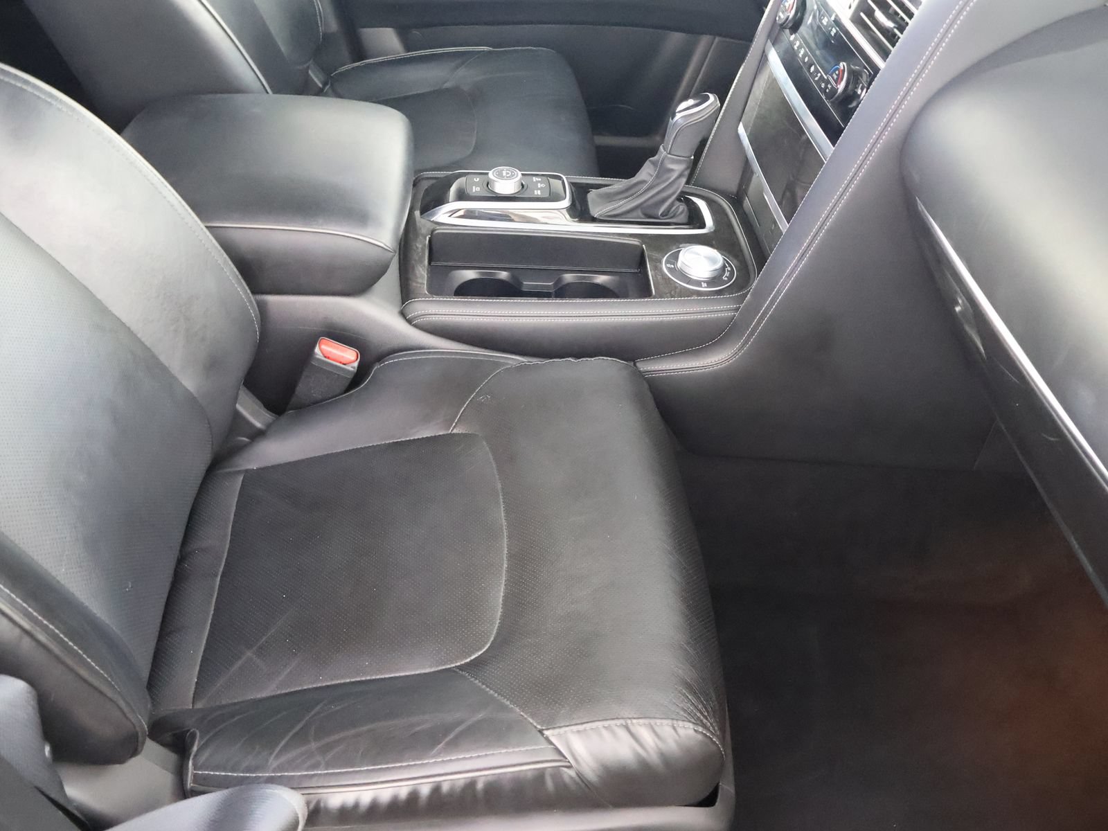 Used 2024 INFINITI QX80 Luxe AWD/4WD image 58