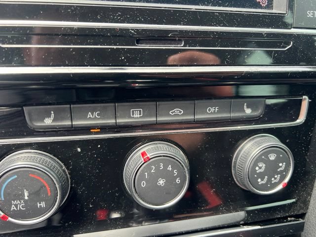 Used 2019 Volkswagen GTI Rabbit Edition FWD image 6