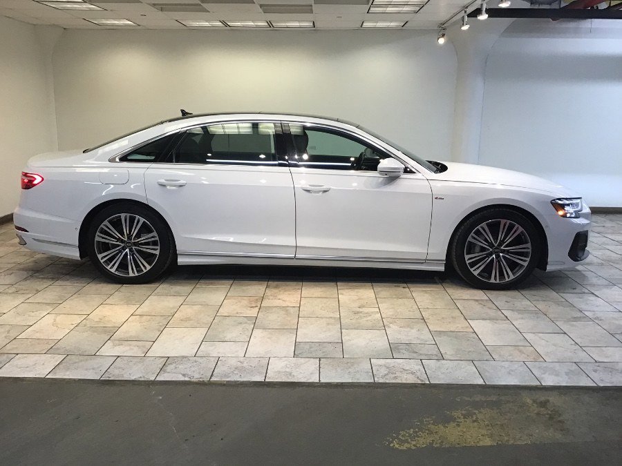 Used 2023 Audi A8 L 3.0T image 5