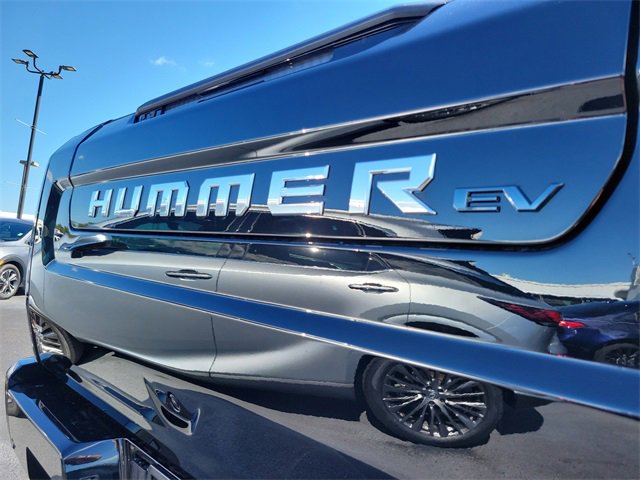 New 2026 GMC Hummer EV 4x4 Crew Cab image 7