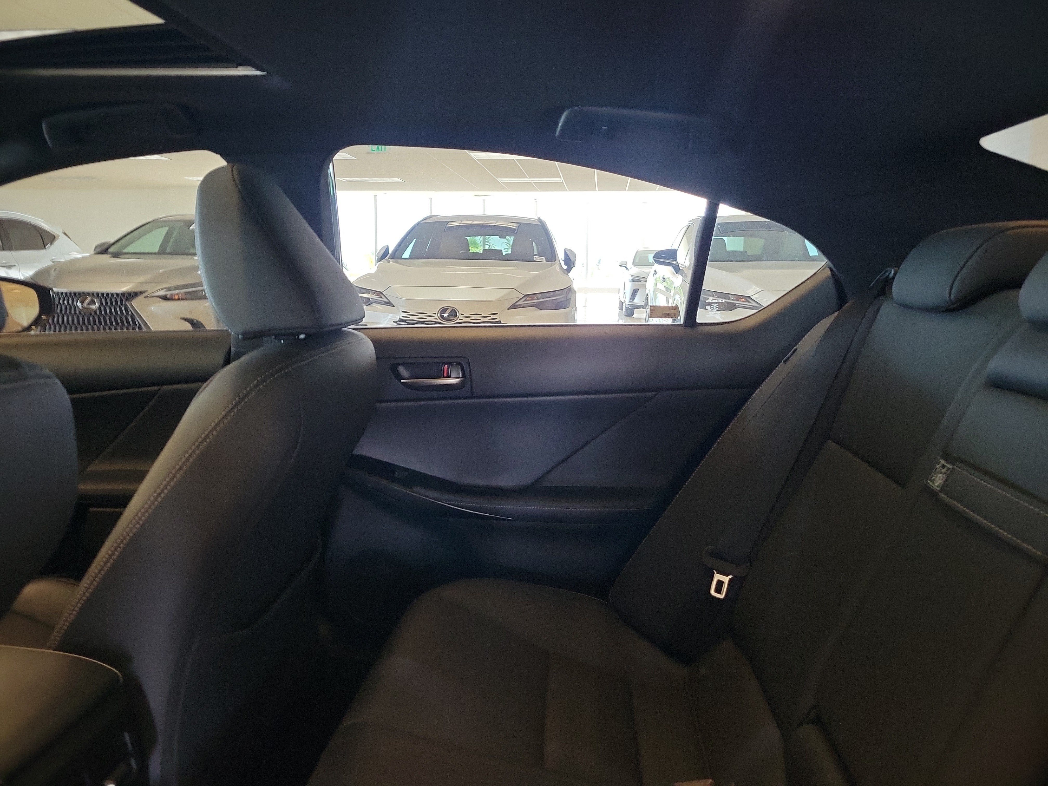 Used 2023 Lexus IS 300 w/ Comfort Package RWD image 14