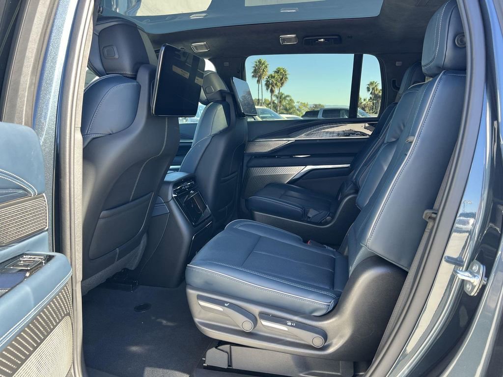 New 2025 Cadillac Escalade IQ Sport 2 AWD/4WD image 28