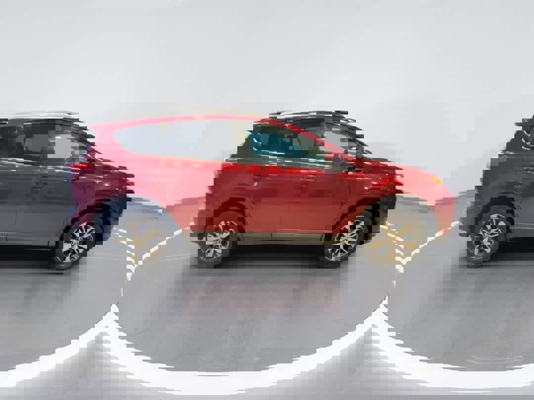 Used 2018 Toyota RAV4 XLE image 9